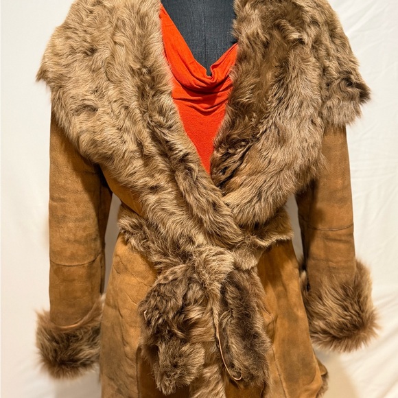 Anne Klein Tan Teddy Jacket with Faux Fur Trim - Picture 3 of 8